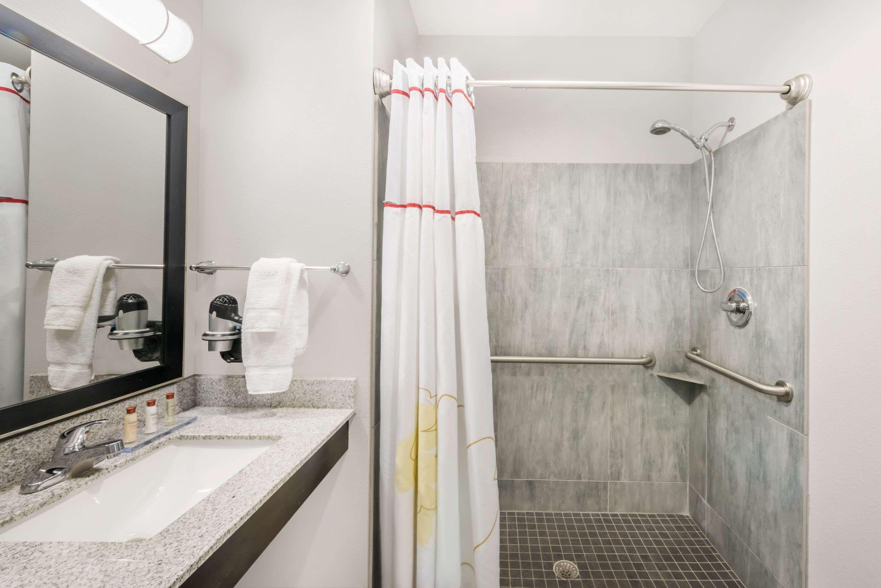 Hawthorn Extended Stay By Wyndham Midland Zewnętrze zdjęcie